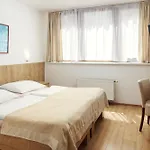 Superior Otel 3*