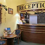 Superior 3*