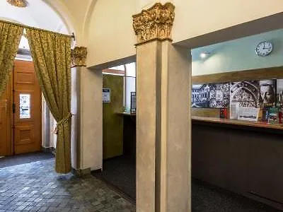 Superior Otel