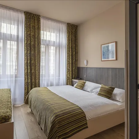 Otel Superior Prag