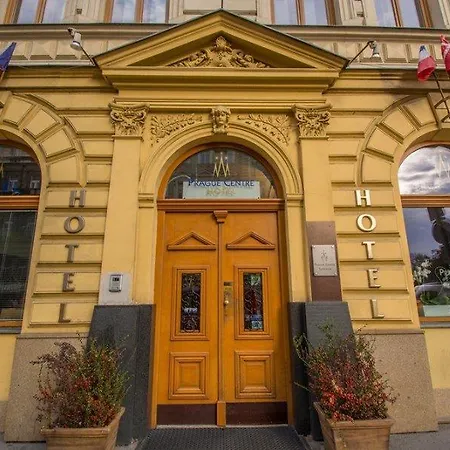 Superior Otel