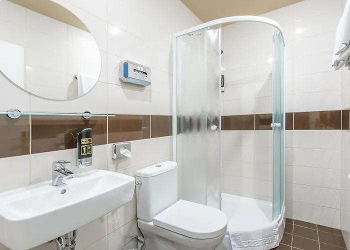 Superior Hotell 3*