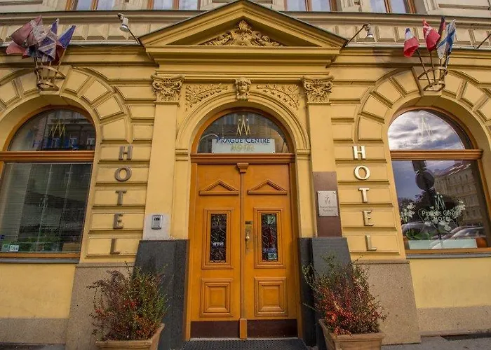 Superior Hotell